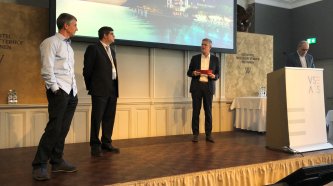 Boris Previšić, Mischa Morgenbesser, Moderator Rolf Schmid und Matthias Gysler 